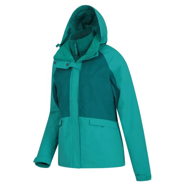 Pleasure Breezy Woman in Cotton-Padded Jacket and Down Jacket